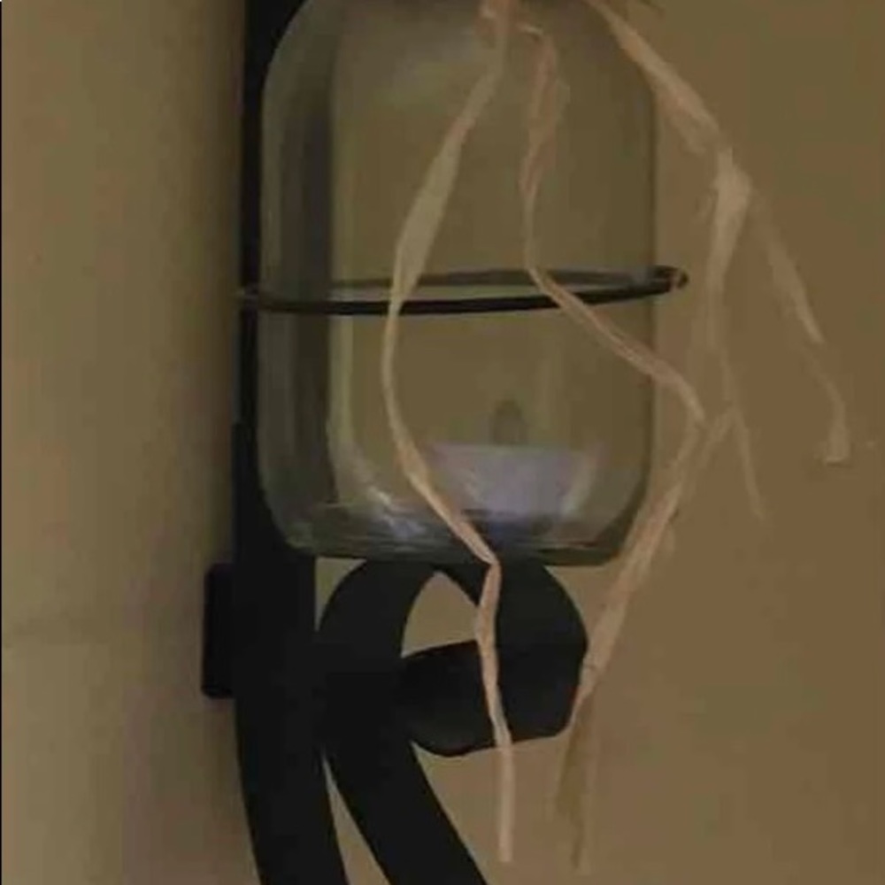 Wrought iron mason jar candle holder